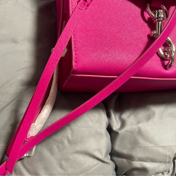 NWT Rebecca Minkoff Mini bag in Fuschia New without tags - Picture 5 of 8